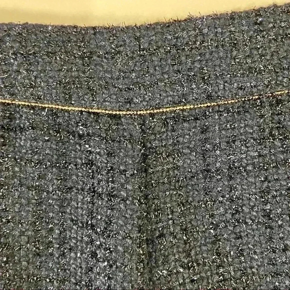 Monteau Black Metallic Tweed Gold Beaded Shorts - Picture 4 of 12